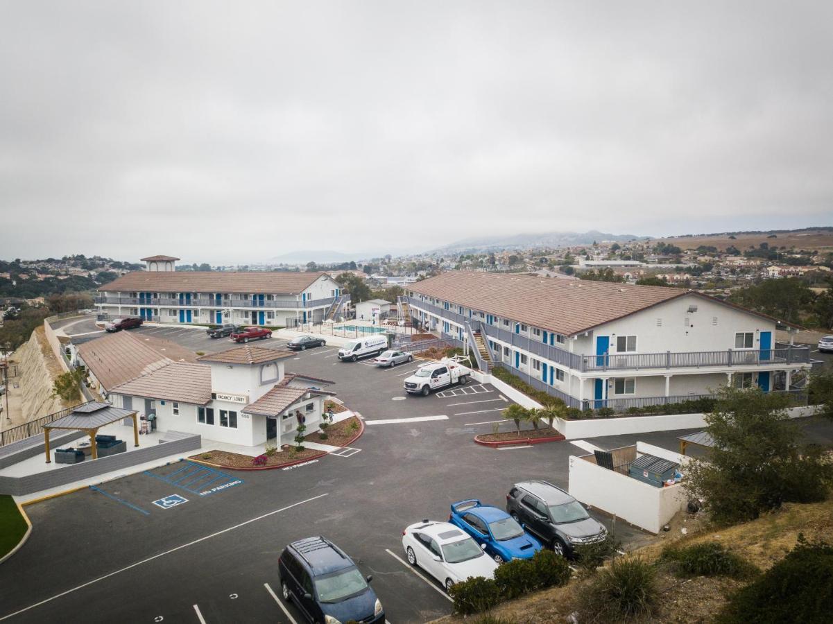 Days Inn By Wyndham Arroyo Grande Pismo Beach Buitenkant foto