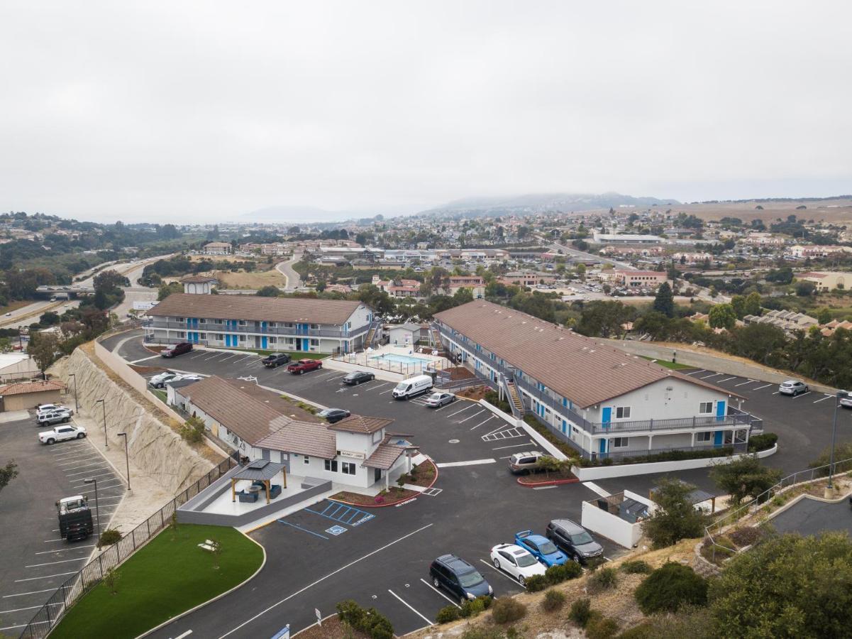 Days Inn By Wyndham Arroyo Grande Pismo Beach Buitenkant foto