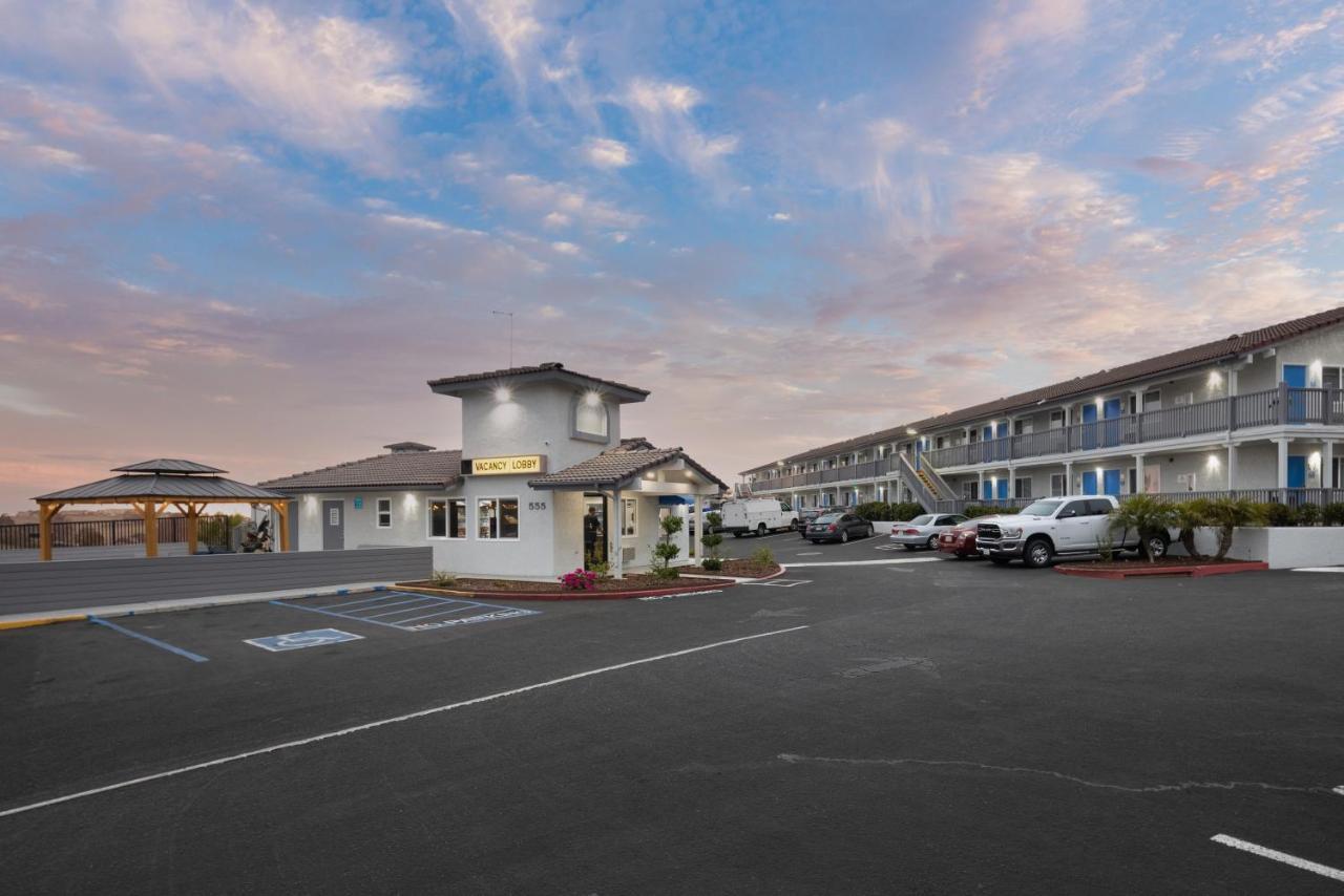 Days Inn By Wyndham Arroyo Grande Pismo Beach Buitenkant foto