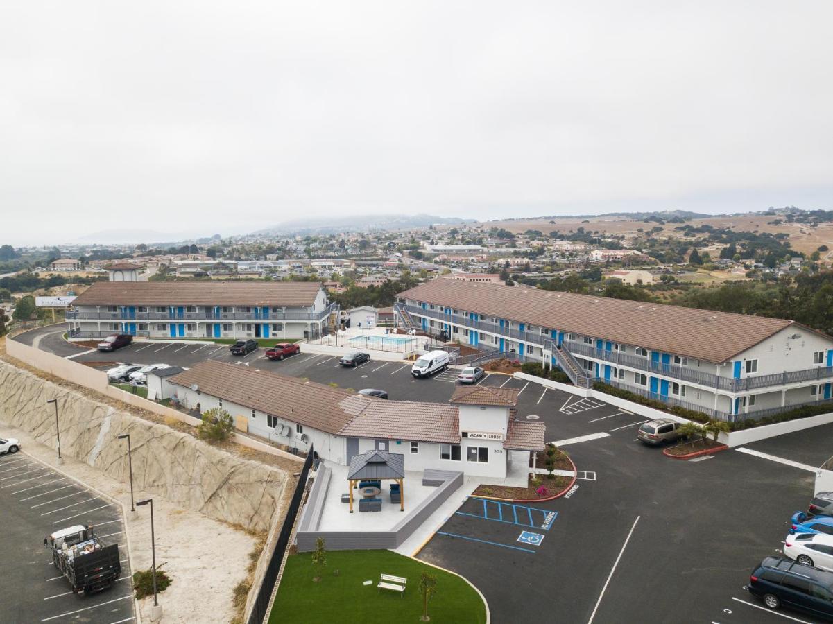 Days Inn By Wyndham Arroyo Grande Pismo Beach Buitenkant foto