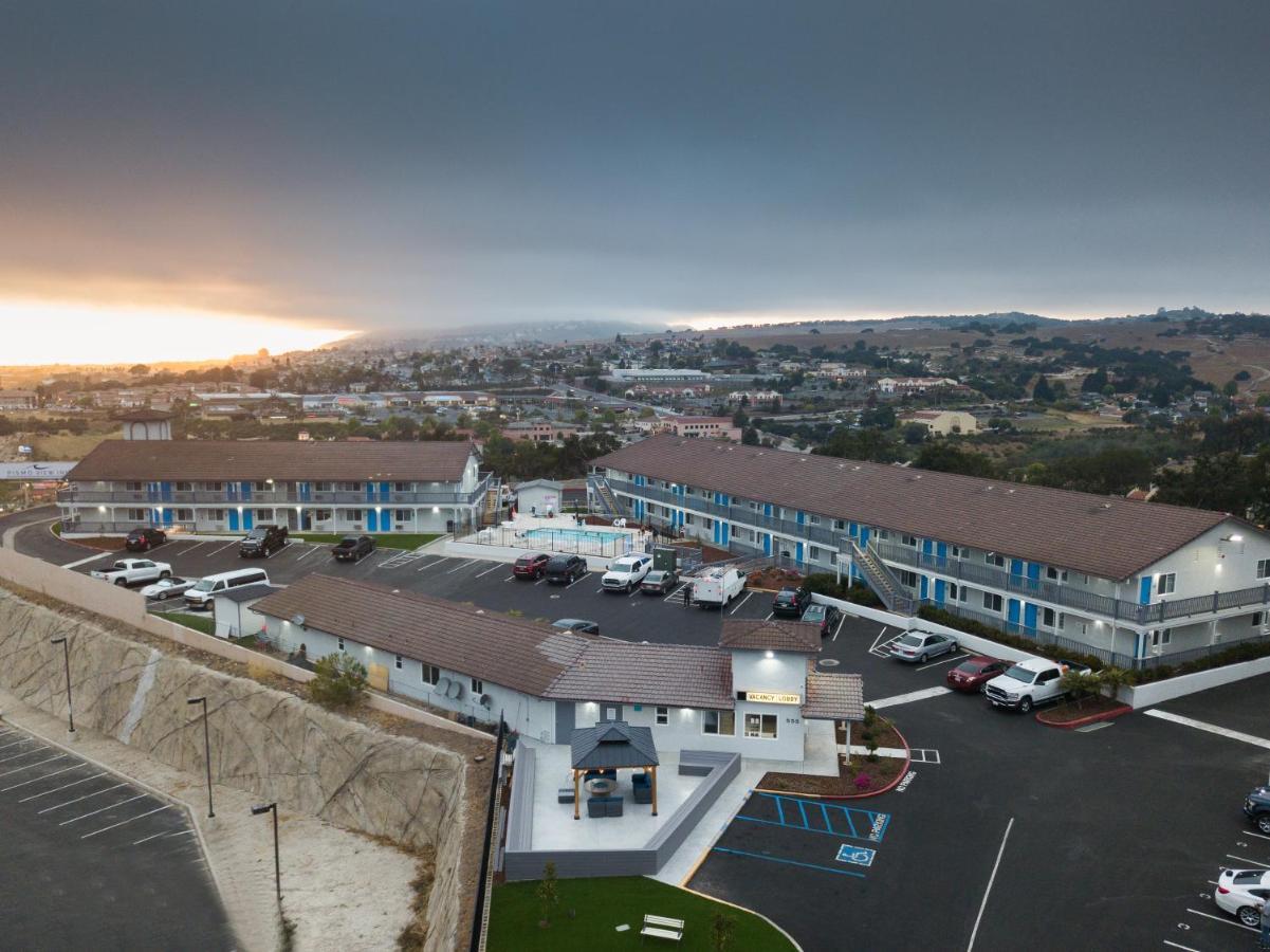 Days Inn By Wyndham Arroyo Grande Pismo Beach Buitenkant foto