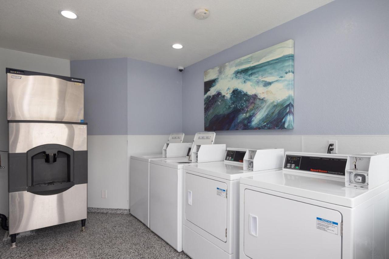Days Inn By Wyndham Arroyo Grande Pismo Beach Buitenkant foto