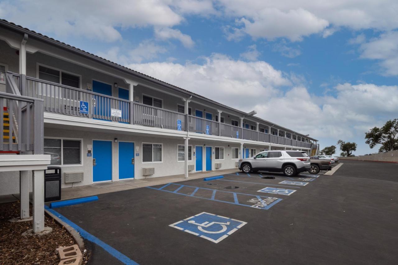 Days Inn By Wyndham Arroyo Grande Pismo Beach Buitenkant foto