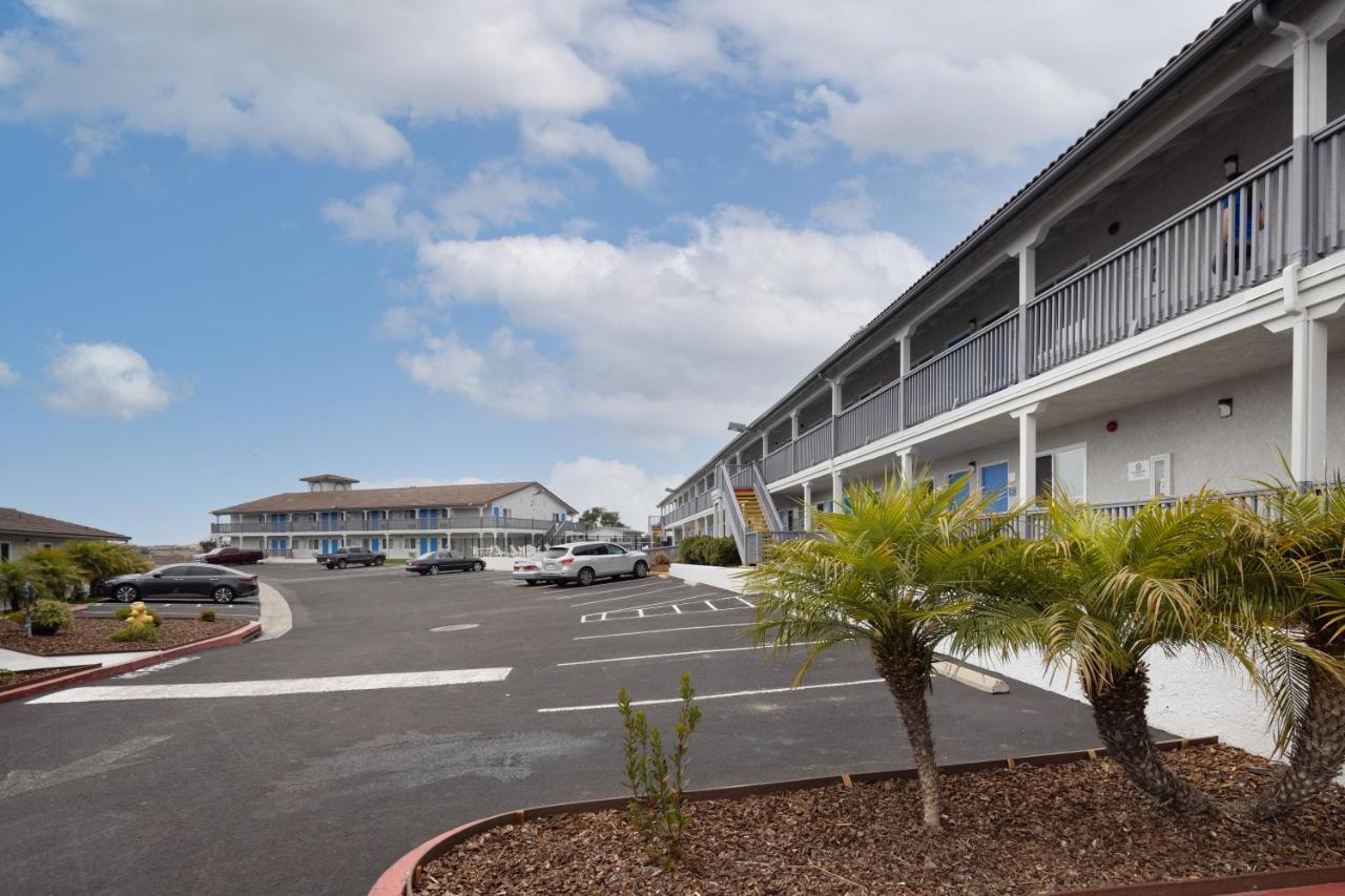 Days Inn By Wyndham Arroyo Grande Pismo Beach Buitenkant foto