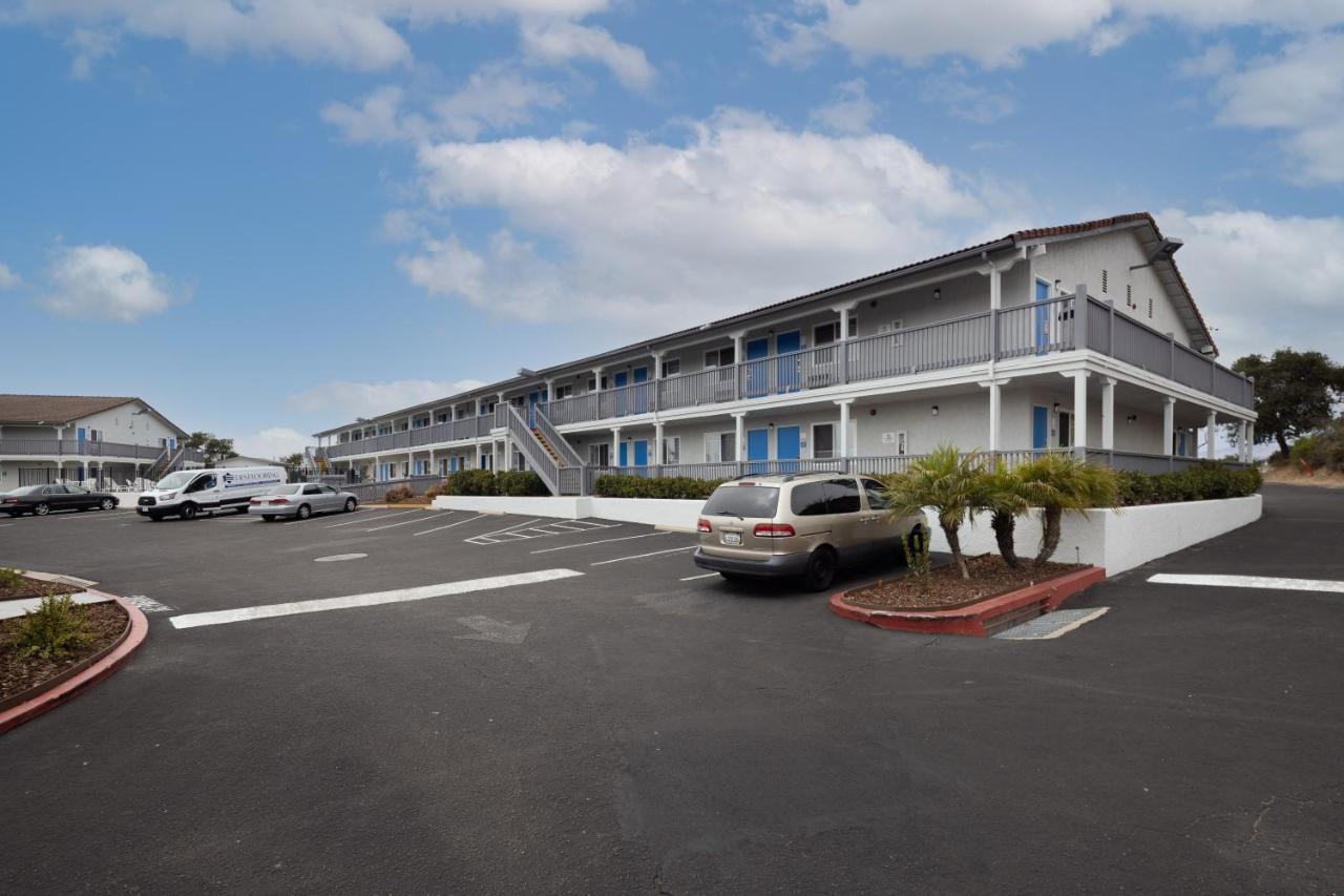 Days Inn By Wyndham Arroyo Grande Pismo Beach Buitenkant foto