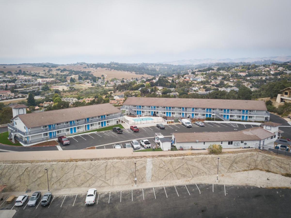 Days Inn By Wyndham Arroyo Grande Pismo Beach Buitenkant foto